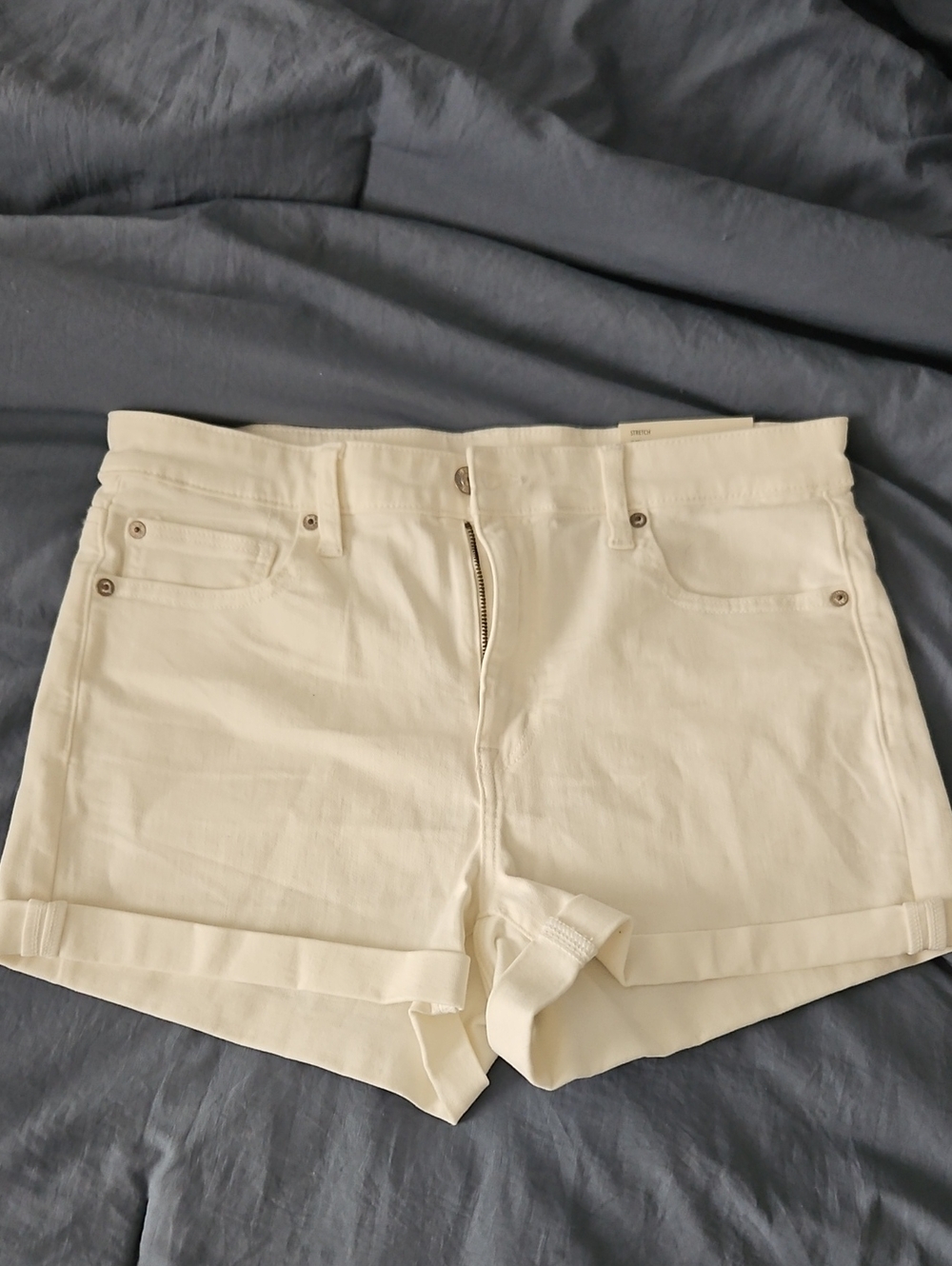 American Eagle Outfitters Cream Denim Cuffed Women's Shorts